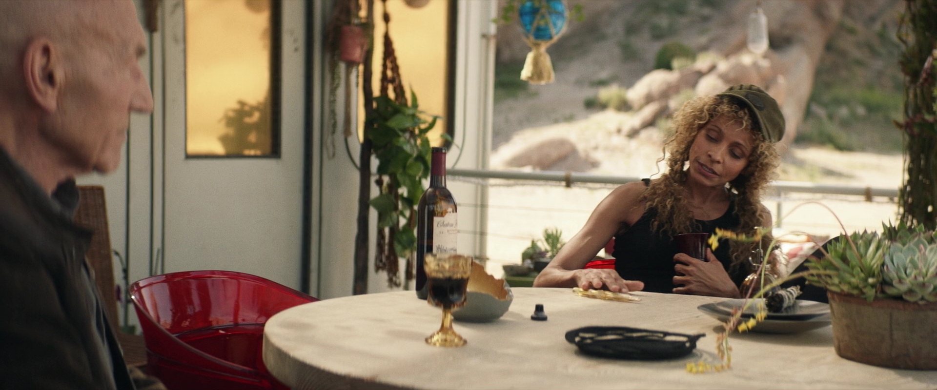 extant_StarTrek_PIC_1x03-TheEndIsTheBeginning_1103.jpg
