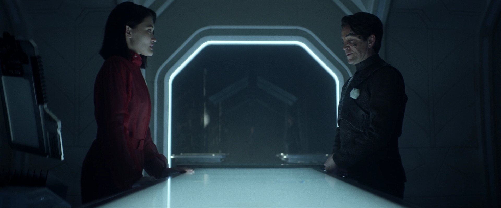 extant_StarTrek_PIC_1x03-TheEndIsTheBeginning_1507.jpg