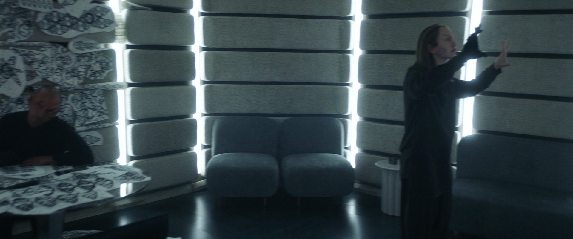 extant_StarTrek_PIC_1x03-TheEndIsTheBeginning_1937.jpg