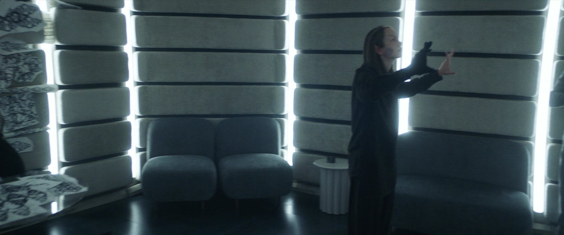 extant_StarTrek_PIC_1x03-TheEndIsTheBeginning_1938.jpg