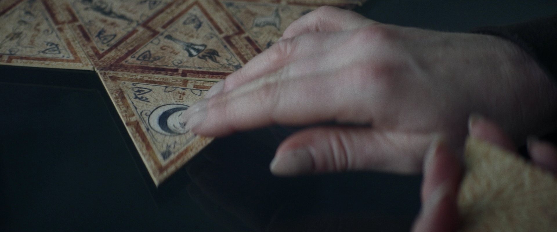 extant_StarTrek_PIC_1x03-TheEndIsTheBeginning_1995.jpg