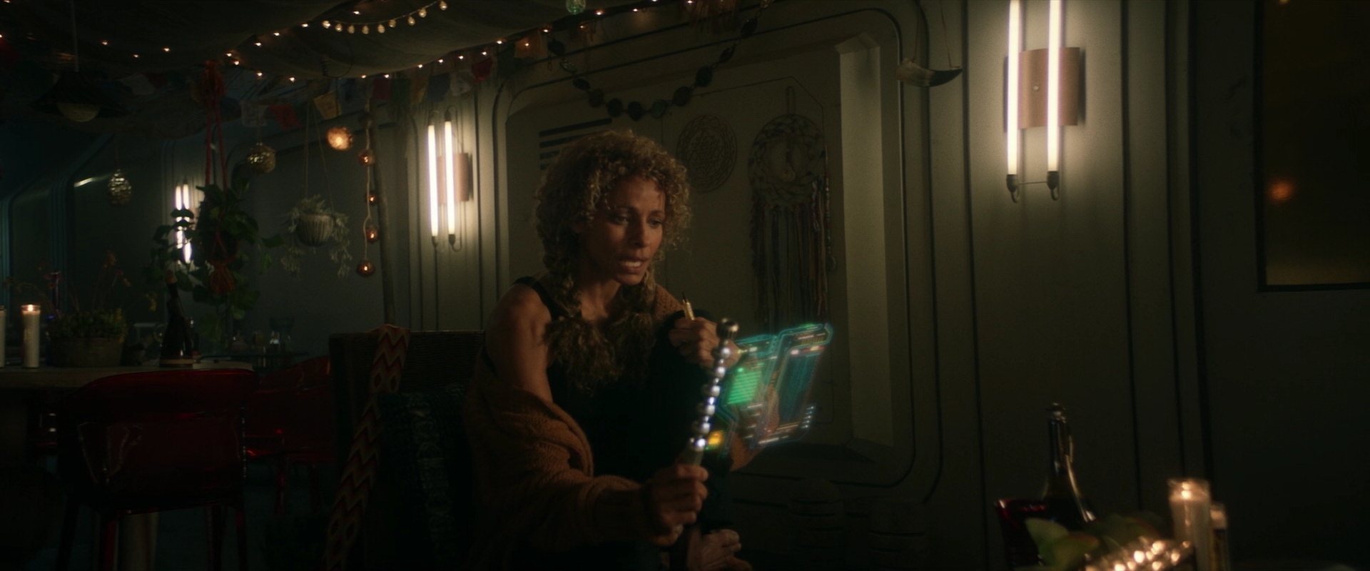 extant_StarTrek_PIC_1x03-TheEndIsTheBeginning_2039.jpg
