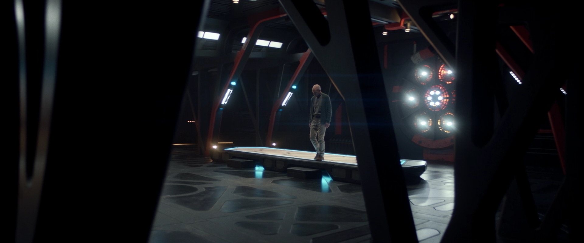 extant_StarTrek_PIC_1x03-TheEndIsTheBeginning_2078.jpg