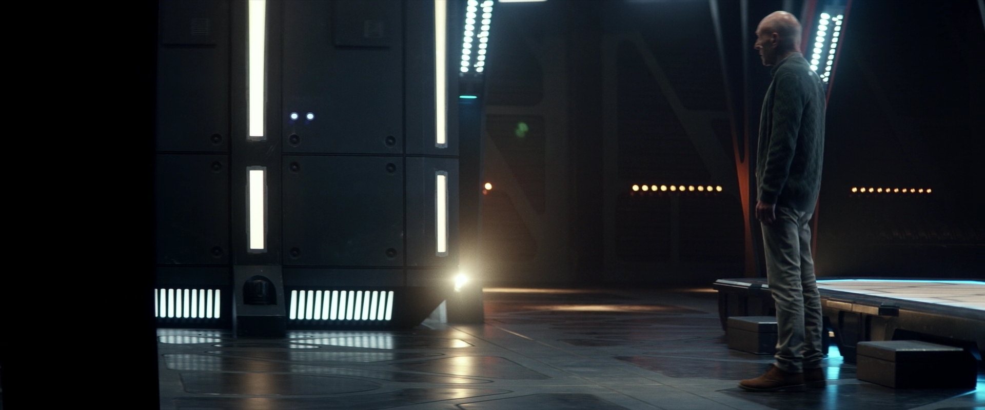 extant_StarTrek_PIC_1x03-TheEndIsTheBeginning_2093.jpg