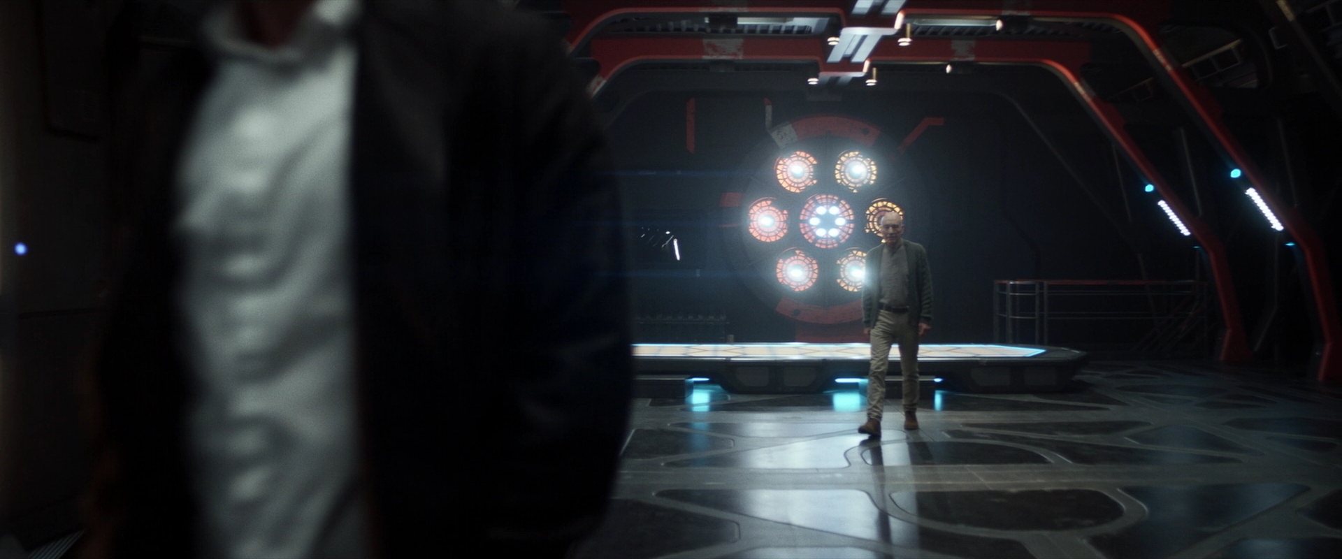 extant_StarTrek_PIC_1x03-TheEndIsTheBeginning_2115.jpg