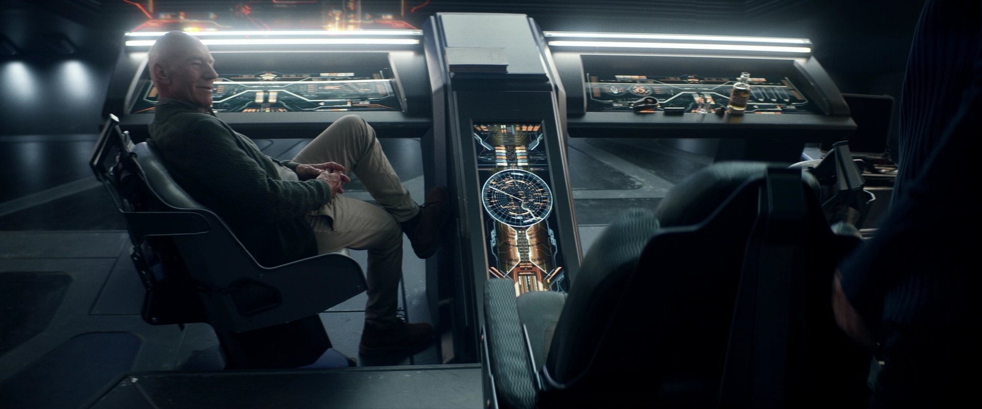extant_StarTrek_PIC_1x03-TheEndIsTheBeginning_2356.jpg