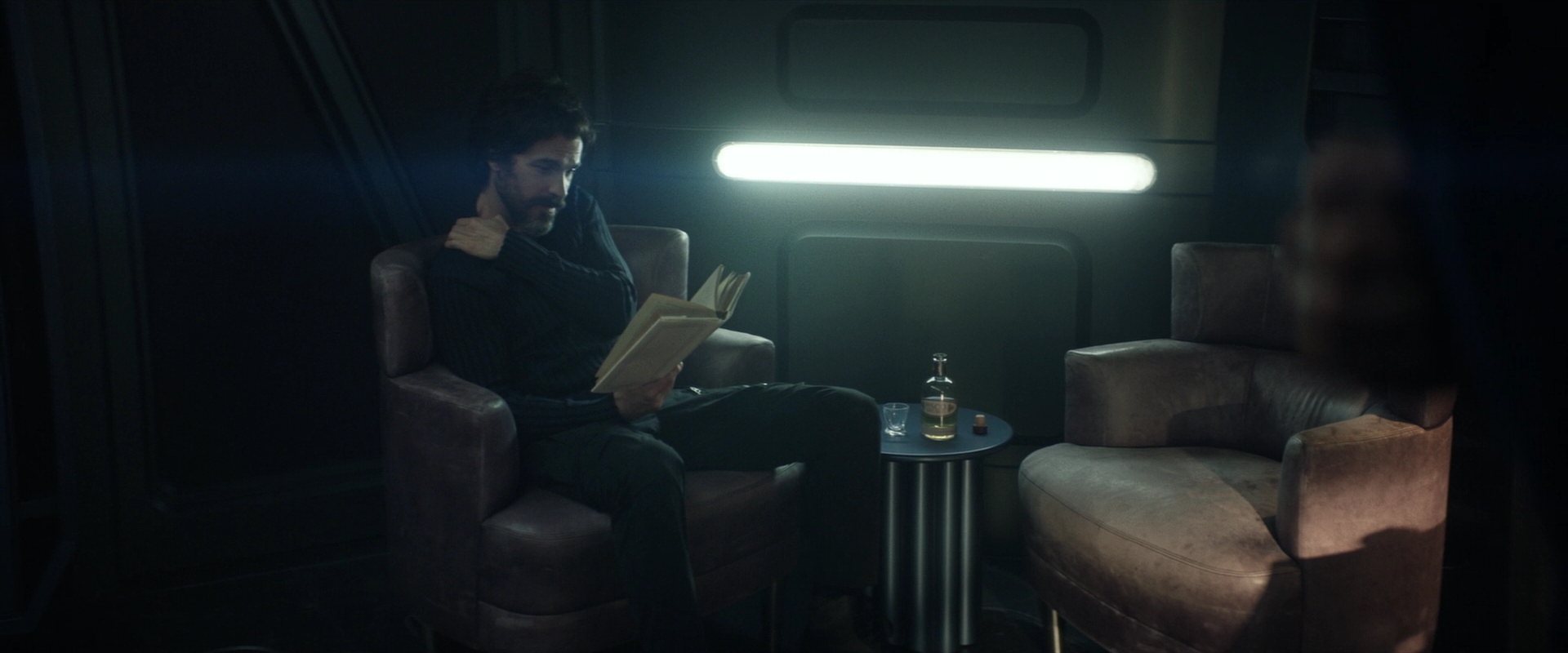extant_StarTrek_PIC_1x03-TheEndIsTheBeginning_2595.jpg