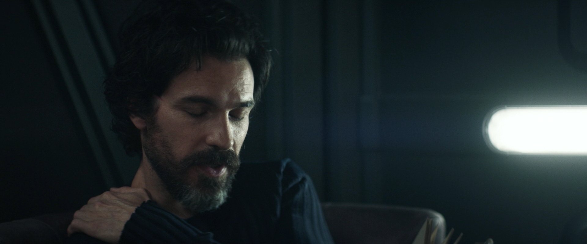 extant_StarTrek_PIC_1x03-TheEndIsTheBeginning_2614.jpg