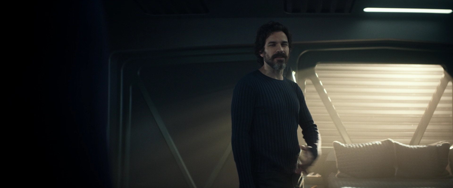 extant_StarTrek_PIC_1x03-TheEndIsTheBeginning_2703.jpg