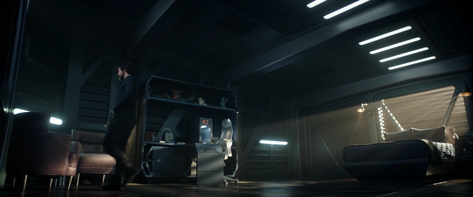 extant_StarTrek_PIC_1x03-TheEndIsTheBeginning_2710.jpg