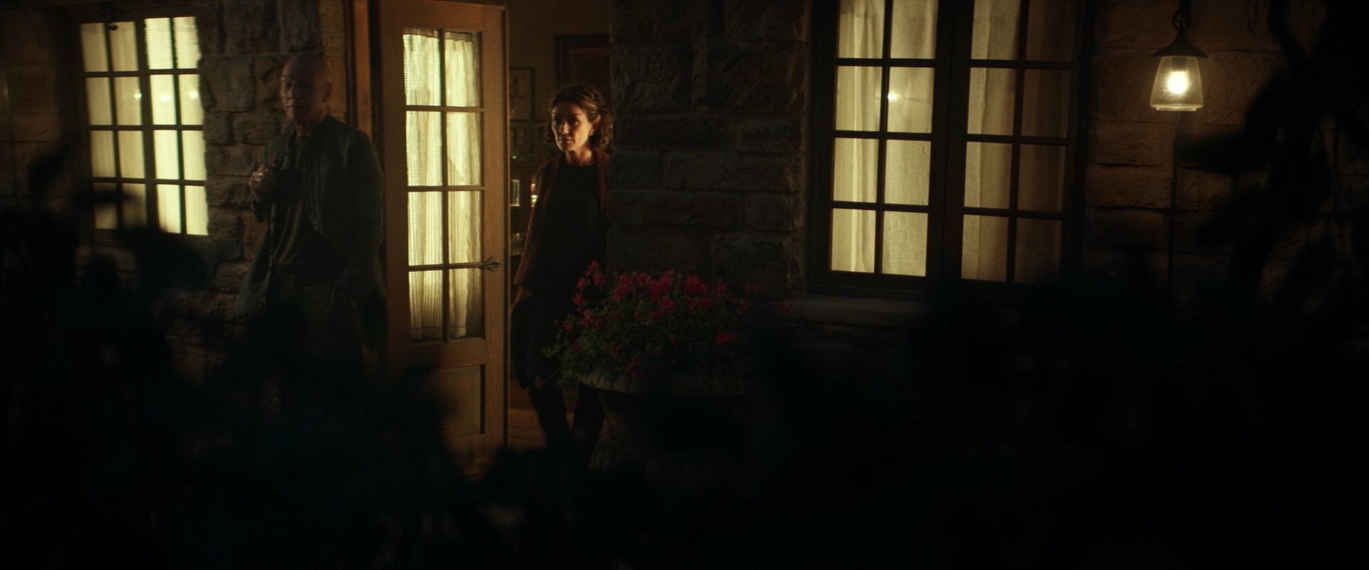extant_StarTrek_PIC_1x03-TheEndIsTheBeginning_2769.jpg