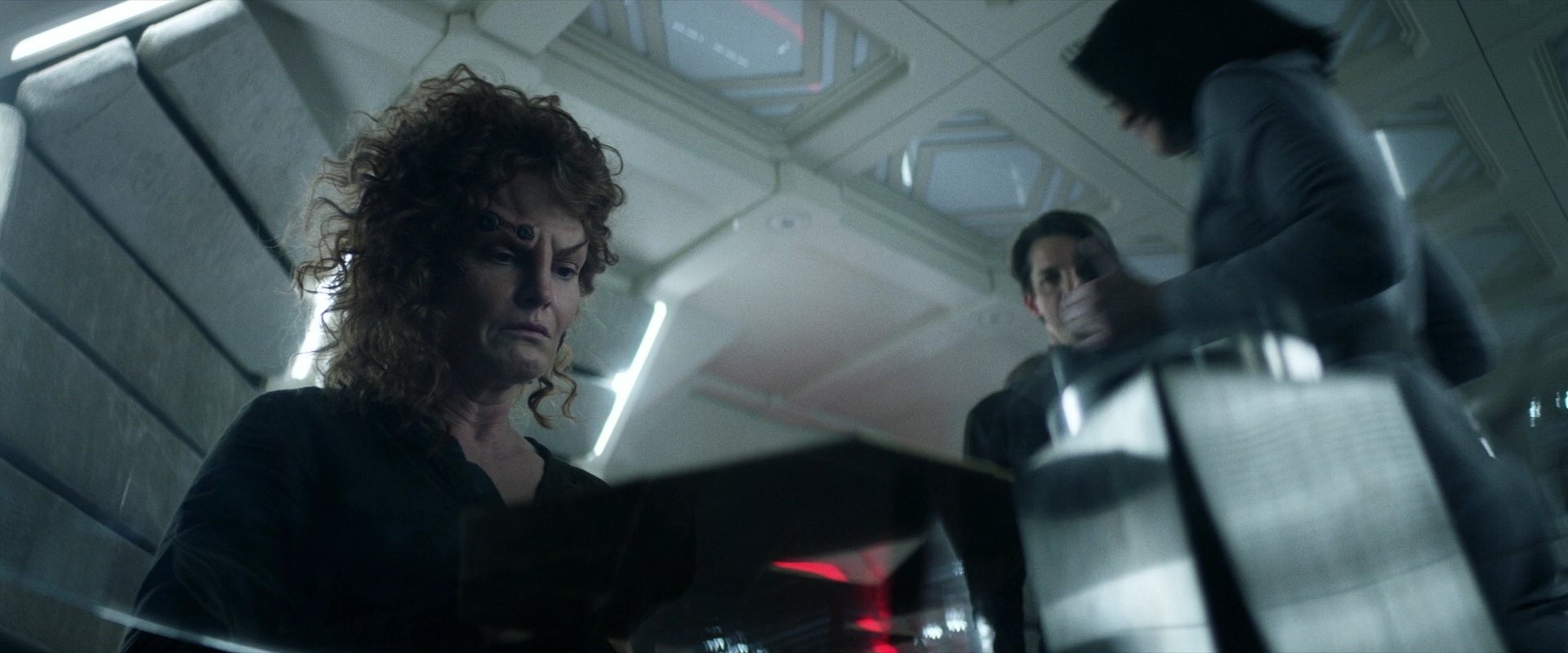 extant_StarTrek_PIC_1x03-TheEndIsTheBeginning_2943.jpg