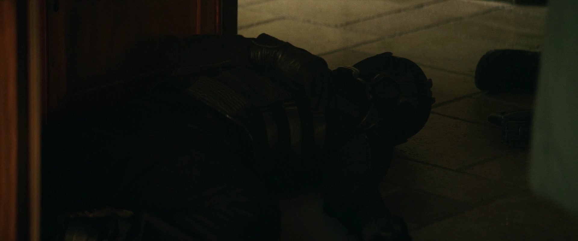extant_StarTrek_PIC_1x03-TheEndIsTheBeginning_3224.jpg
