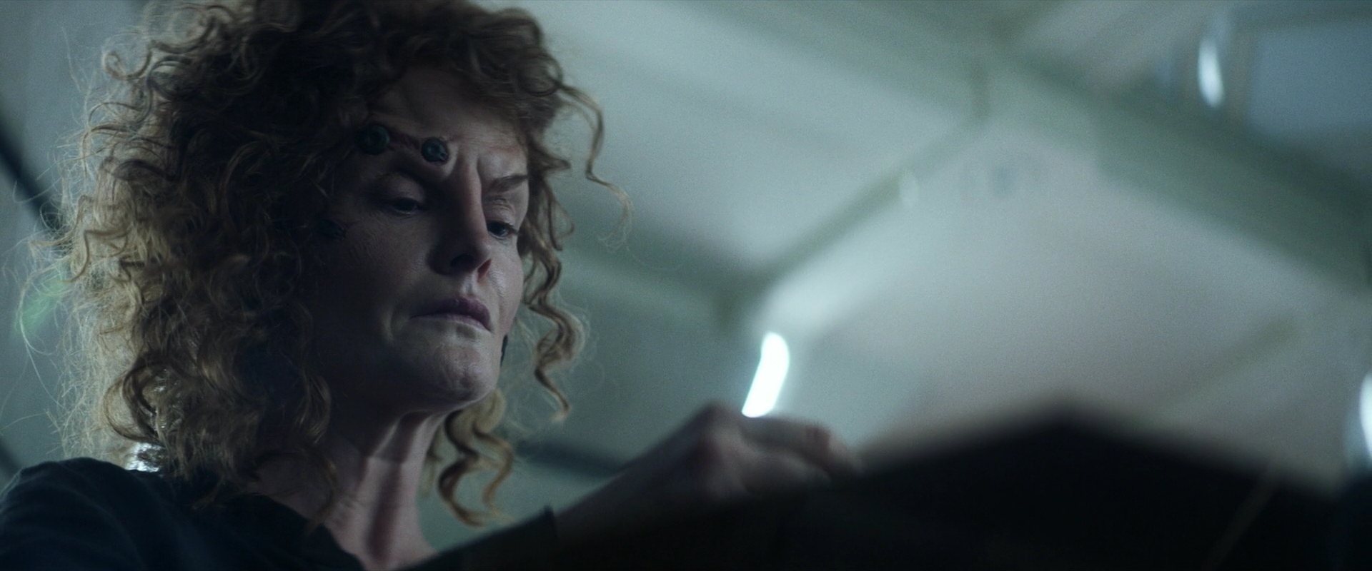 extant_StarTrek_PIC_1x03-TheEndIsTheBeginning_3456.jpg