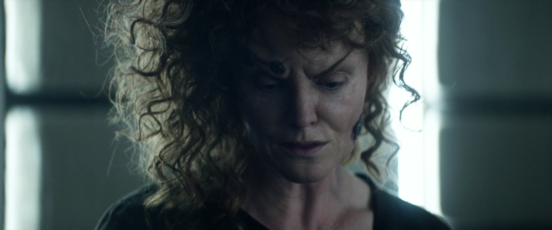 extant_StarTrek_PIC_1x03-TheEndIsTheBeginning_3468.jpg