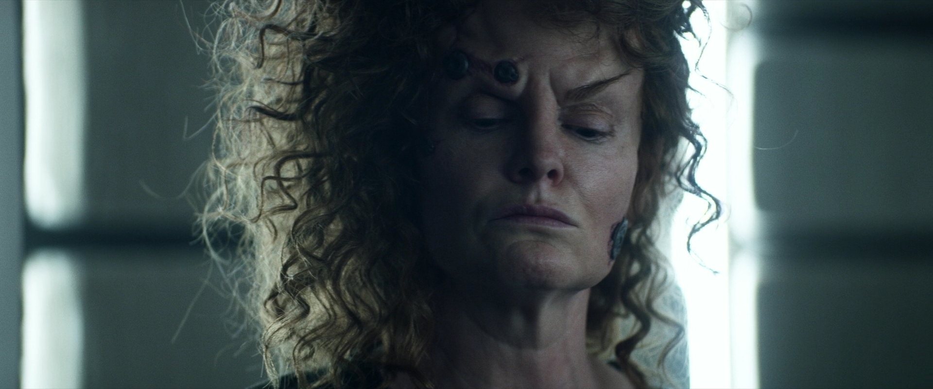 extant_StarTrek_PIC_1x03-TheEndIsTheBeginning_3476.jpg