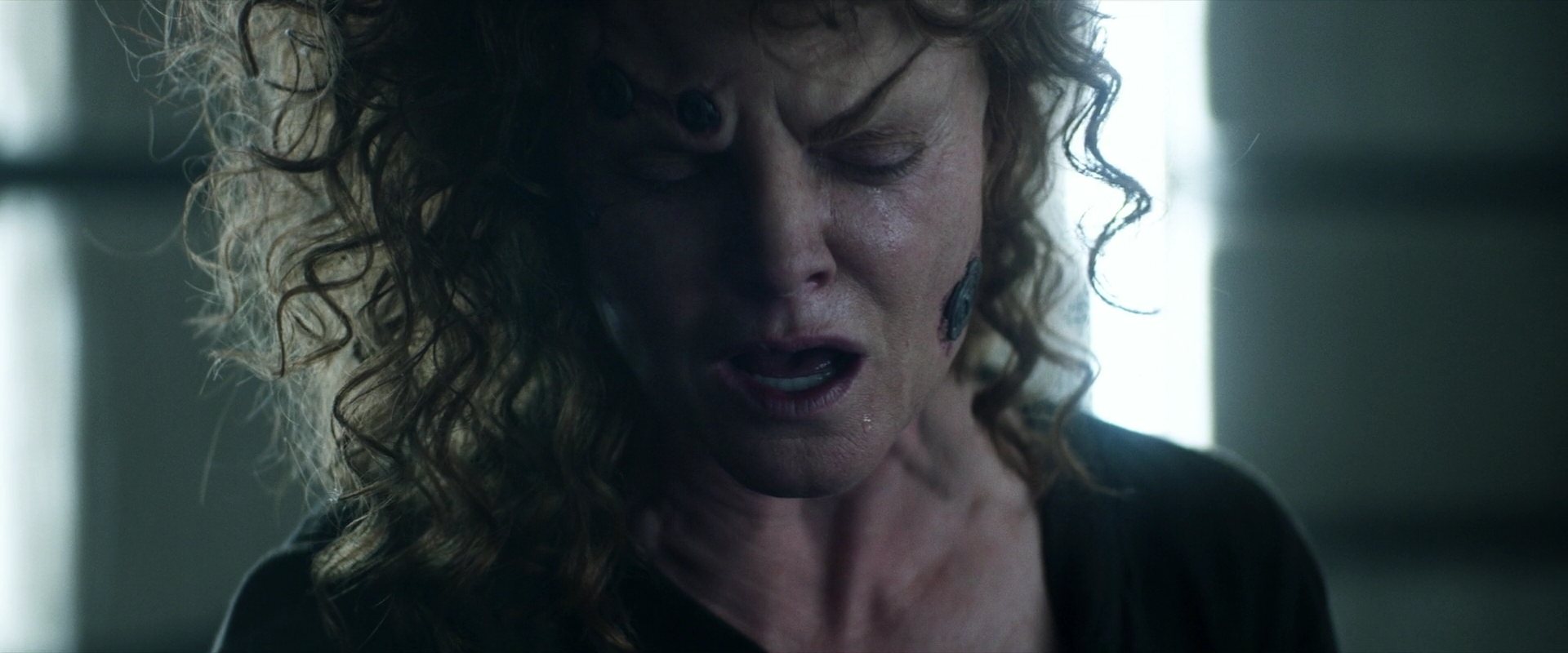 extant_StarTrek_PIC_1x03-TheEndIsTheBeginning_3690.jpg