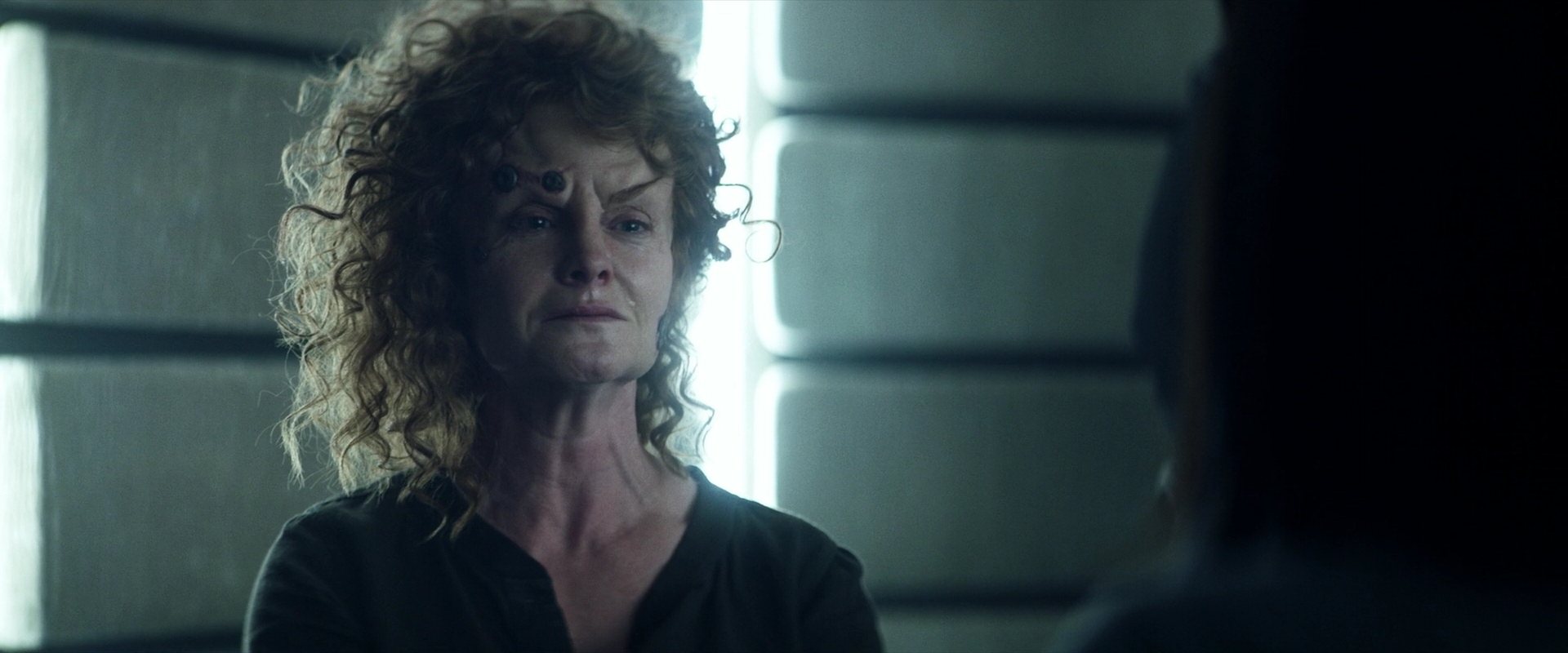 extant_StarTrek_PIC_1x03-TheEndIsTheBeginning_3713.jpg