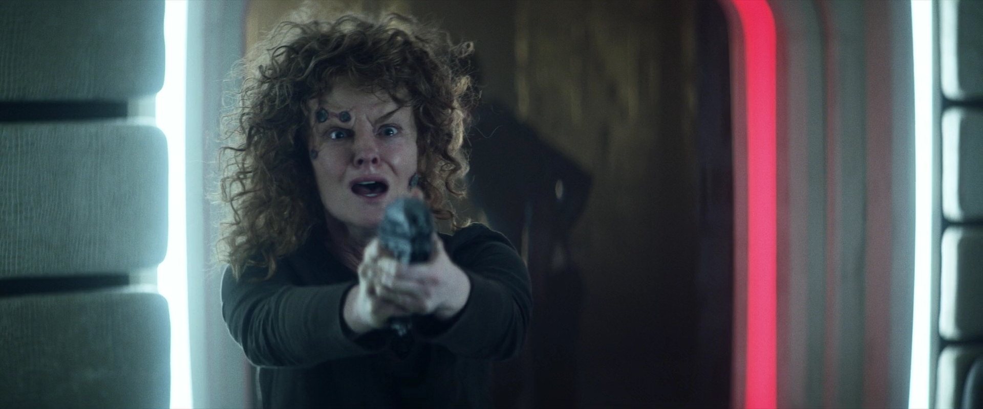 extant_StarTrek_PIC_1x03-TheEndIsTheBeginning_3804.jpg