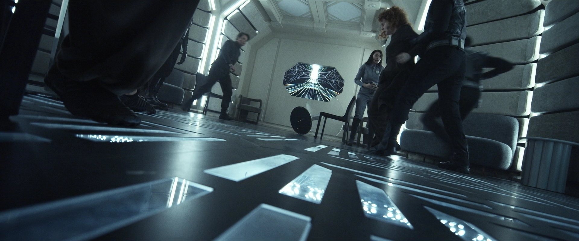 extant_StarTrek_PIC_1x03-TheEndIsTheBeginning_3820.jpg