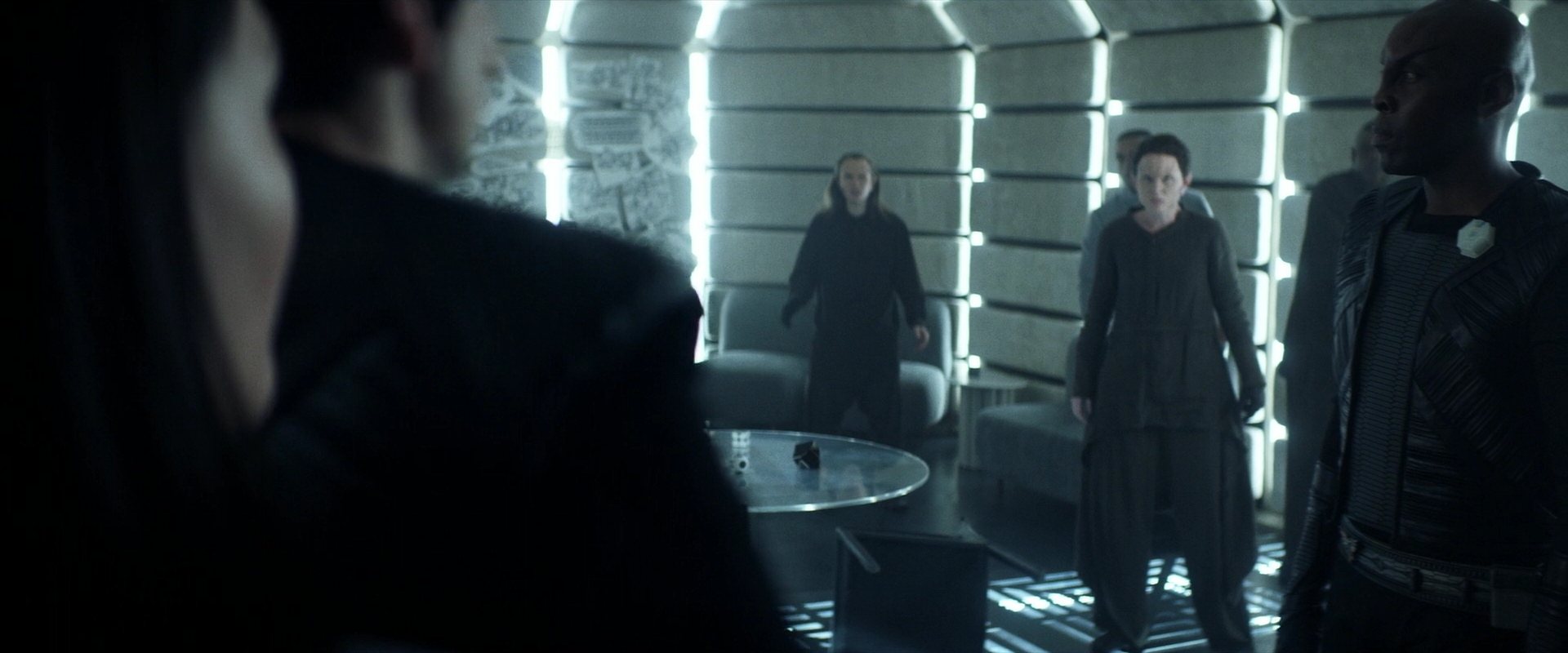 extant_StarTrek_PIC_1x03-TheEndIsTheBeginning_3833.jpg
