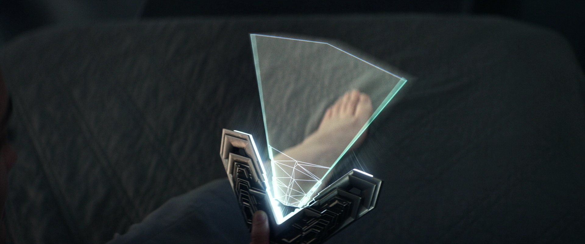 extant_StarTrek_PIC_1x03-TheEndIsTheBeginning_3876.jpg