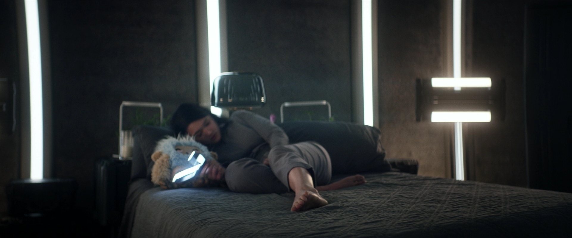 extant_StarTrek_PIC_1x03-TheEndIsTheBeginning_3923.jpg