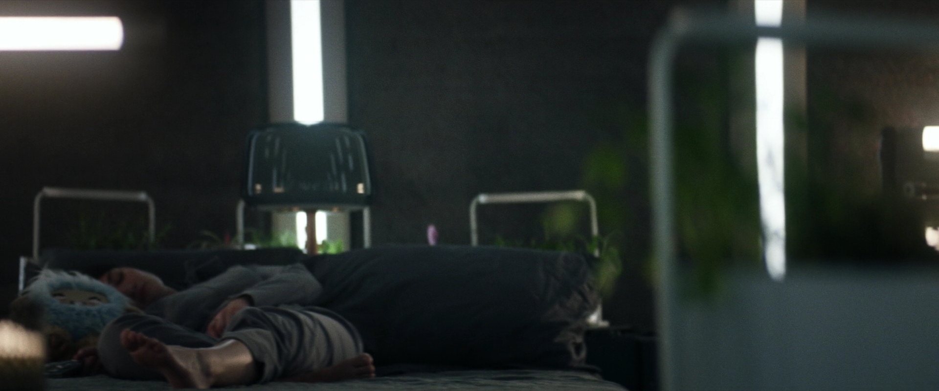 extant_StarTrek_PIC_1x03-TheEndIsTheBeginning_3937.jpg