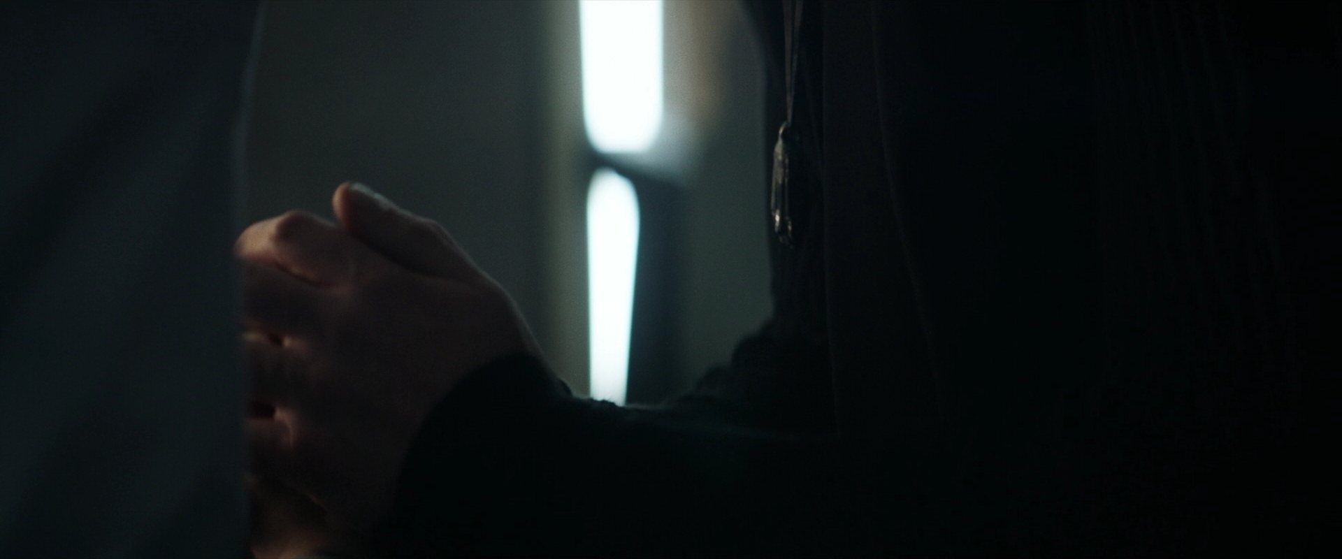extant_StarTrek_PIC_1x03-TheEndIsTheBeginning_4107.jpg