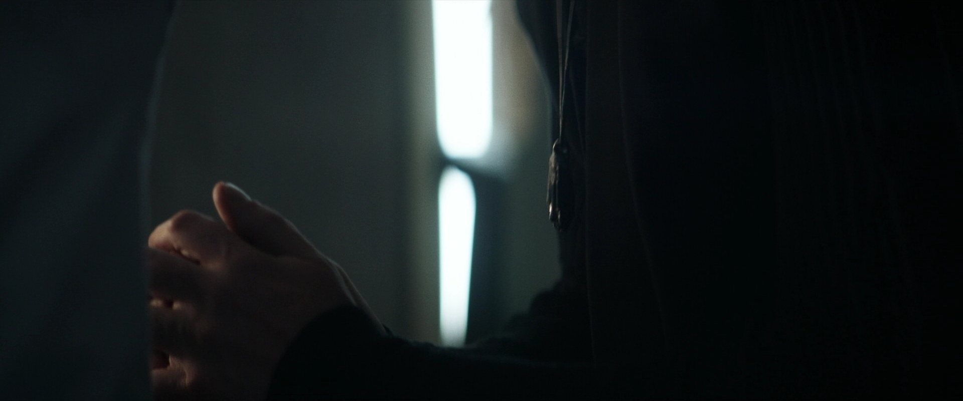 extant_StarTrek_PIC_1x03-TheEndIsTheBeginning_4108.jpg
