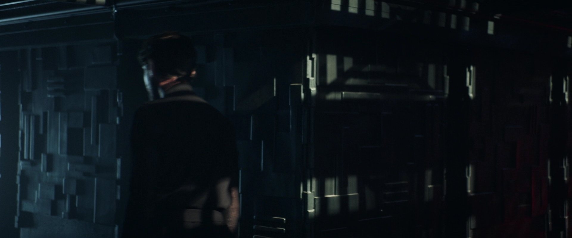 extant_StarTrek_PIC_1x03-TheEndIsTheBeginning_4248.jpg