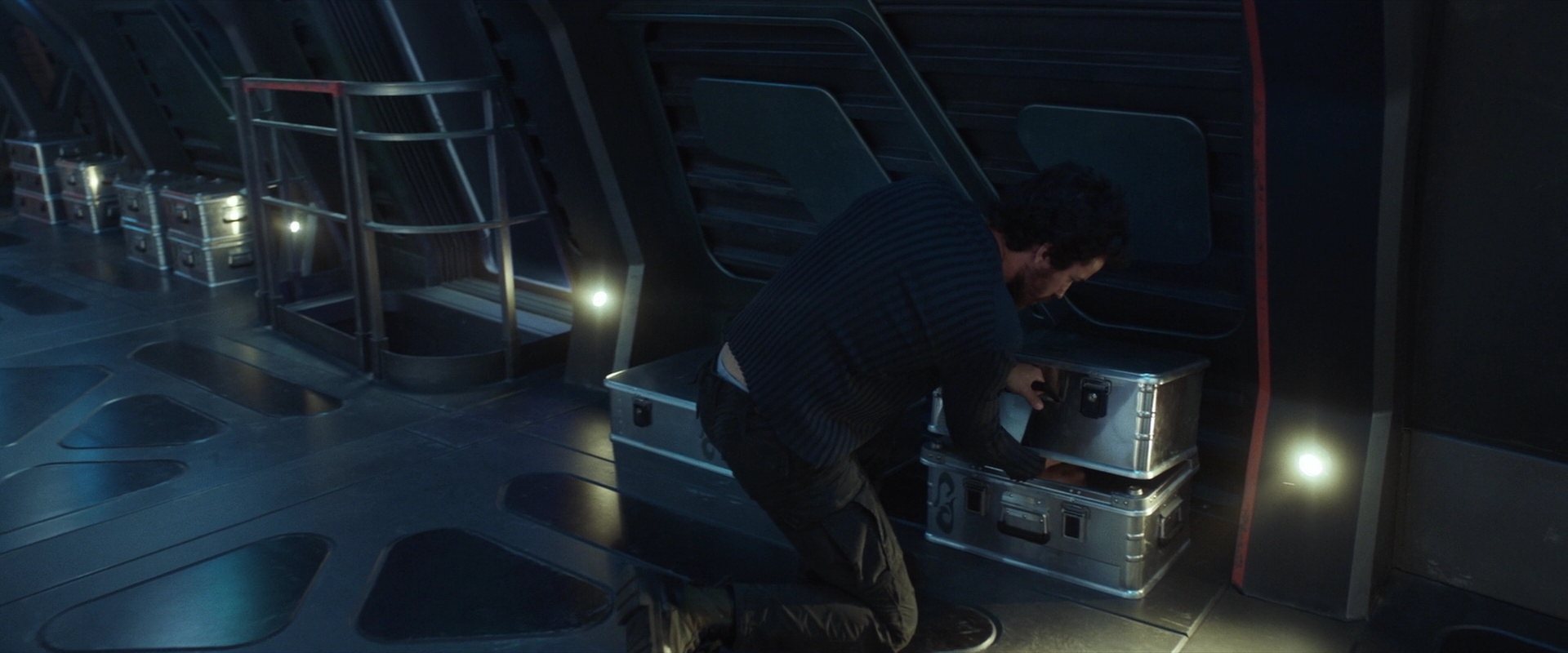 extant_StarTrek_PIC_1x03-TheEndIsTheBeginning_4353.jpg