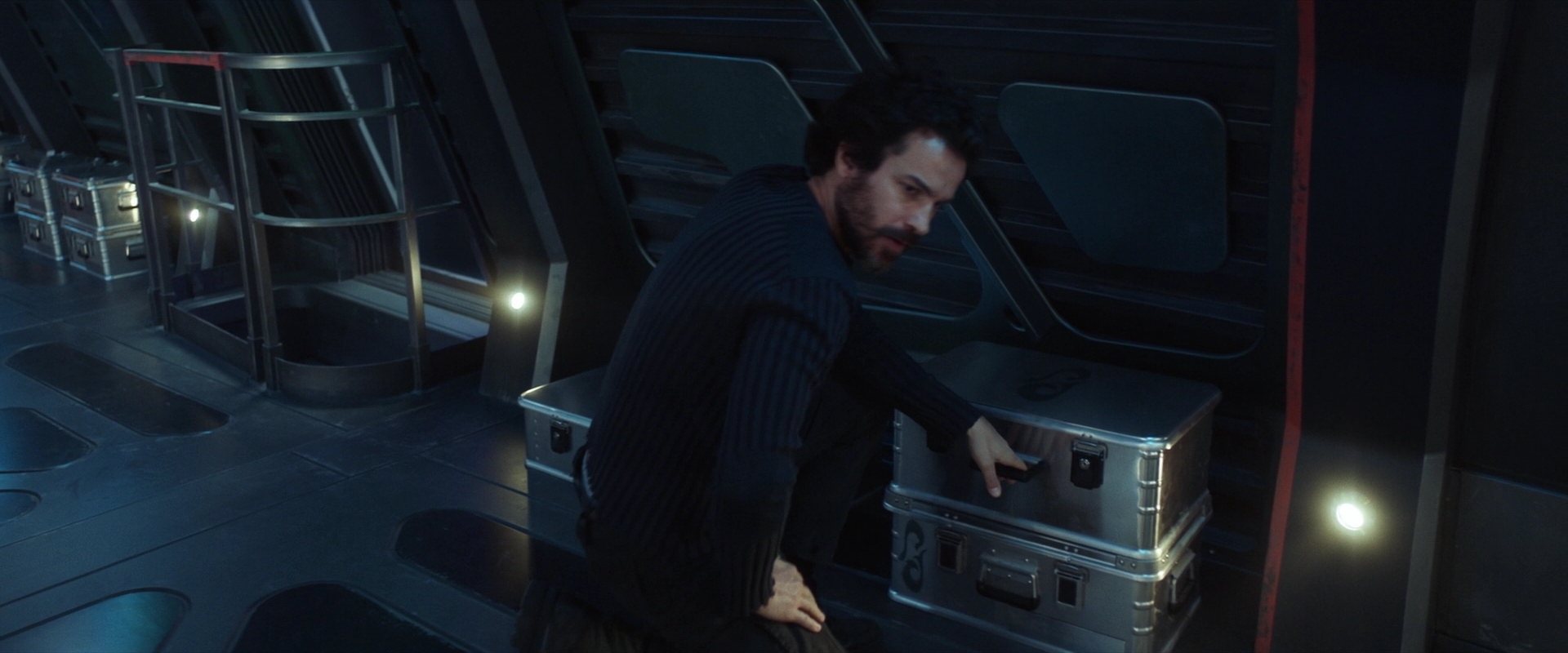 extant_StarTrek_PIC_1x03-TheEndIsTheBeginning_4355.jpg