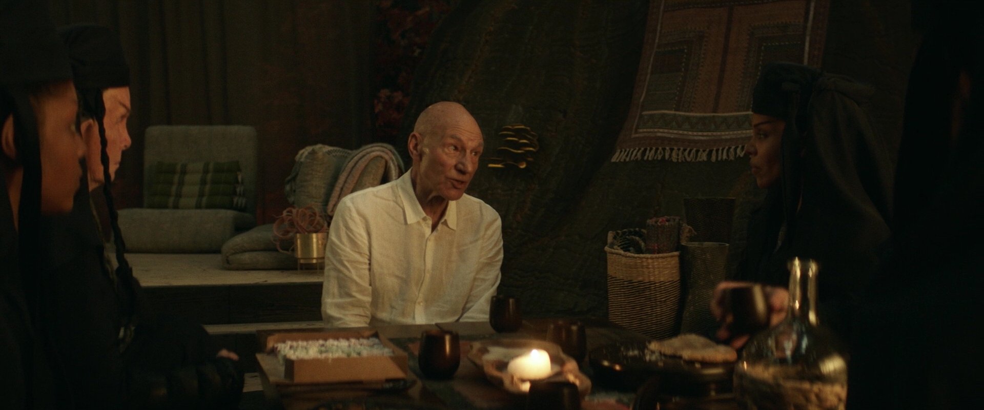 extant_StarTrek_PIC_1x04-AbsoluteCandor_0533.jpg