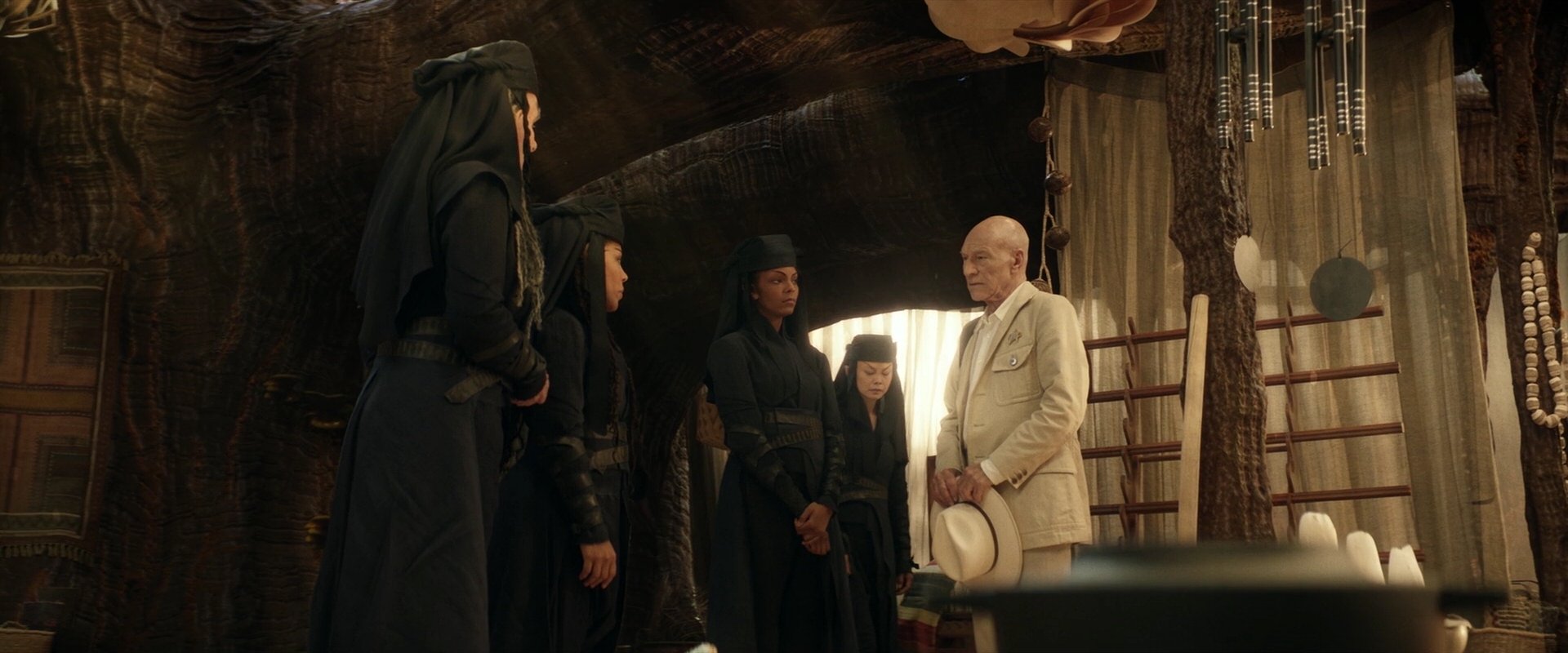 extant_StarTrek_PIC_1x04-AbsoluteCandor_0644.jpg