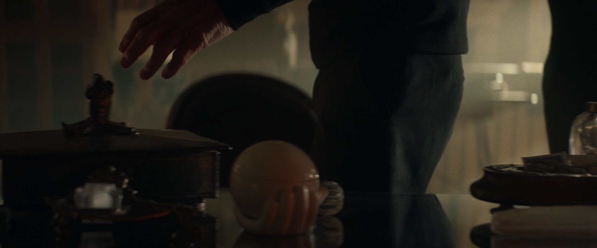 extant_StarTrek_PIC_1x04-AbsoluteCandor_1177.jpg