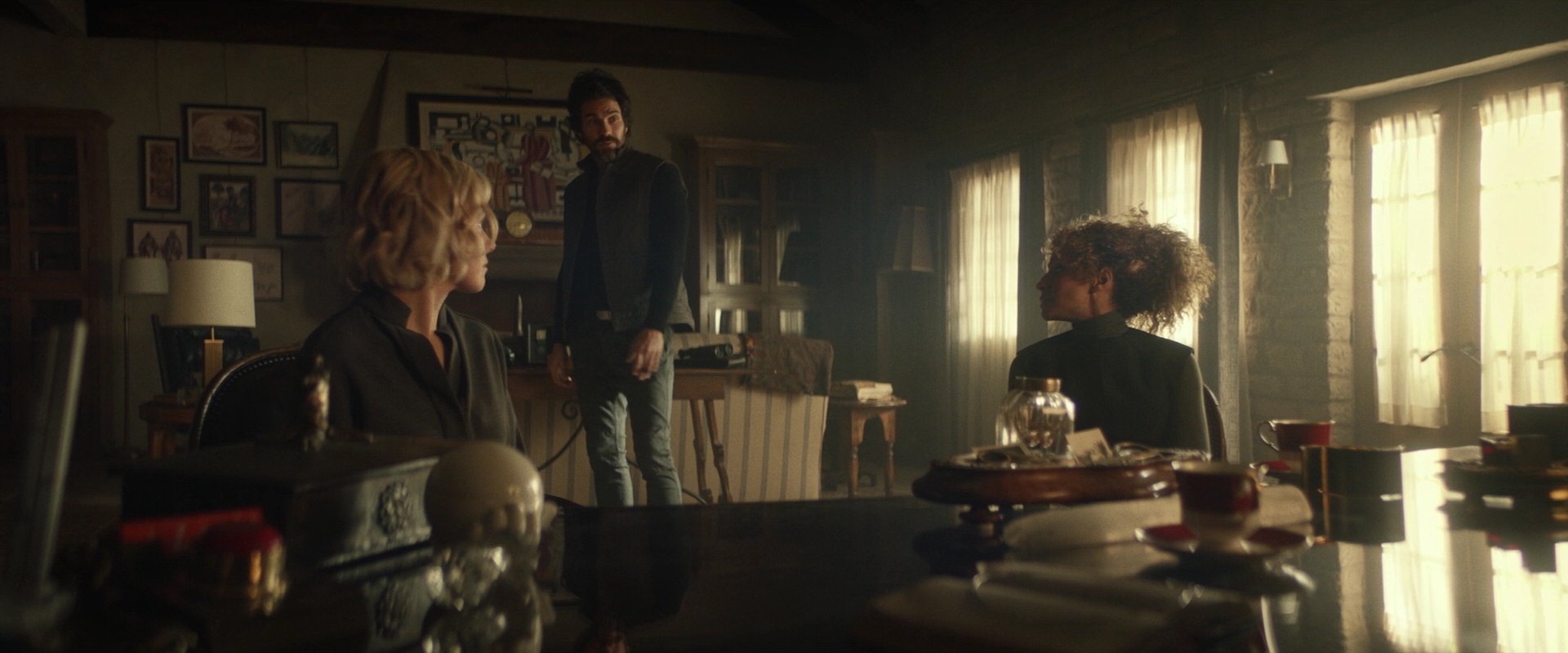 extant_StarTrek_PIC_1x04-AbsoluteCandor_1371.jpg