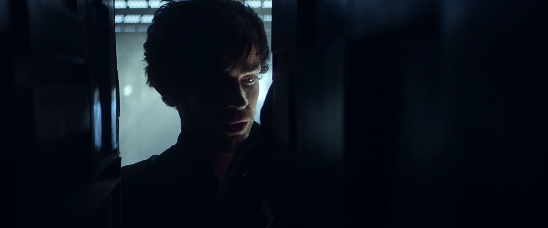 extant_StarTrek_PIC_1x04-AbsoluteCandor_2672.jpg