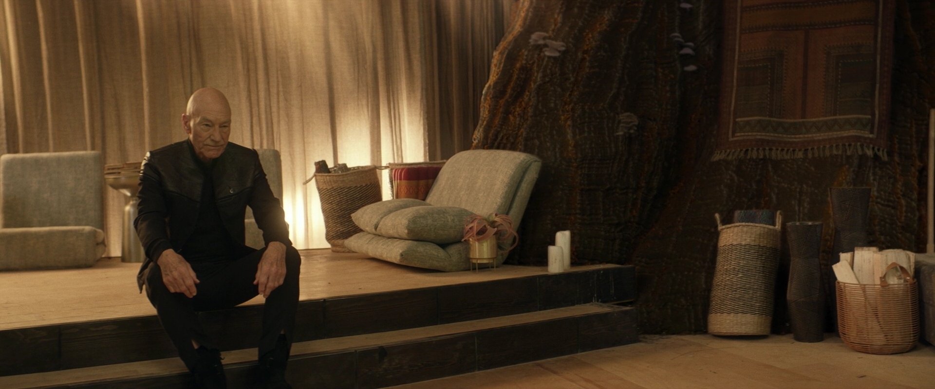 extant_StarTrek_PIC_1x04-AbsoluteCandor_3393.jpg
