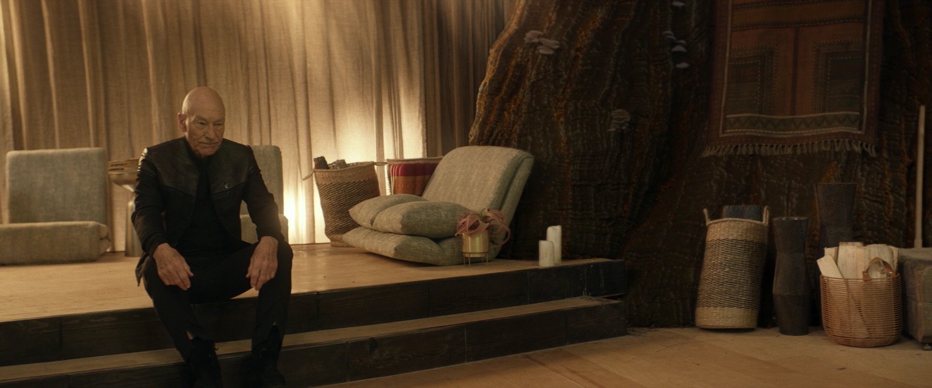 extant_StarTrek_PIC_1x04-AbsoluteCandor_3395.jpg
