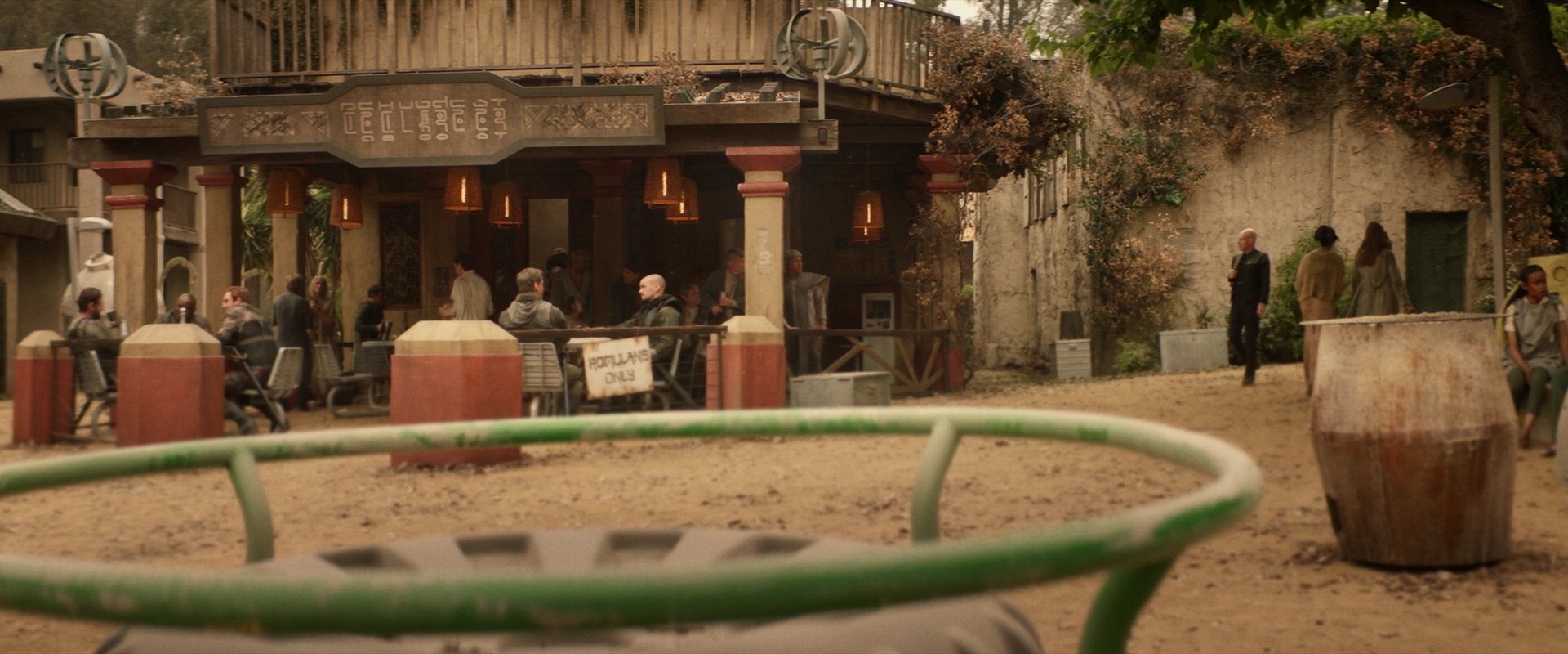 extant_StarTrek_PIC_1x04-AbsoluteCandor_3427.jpg