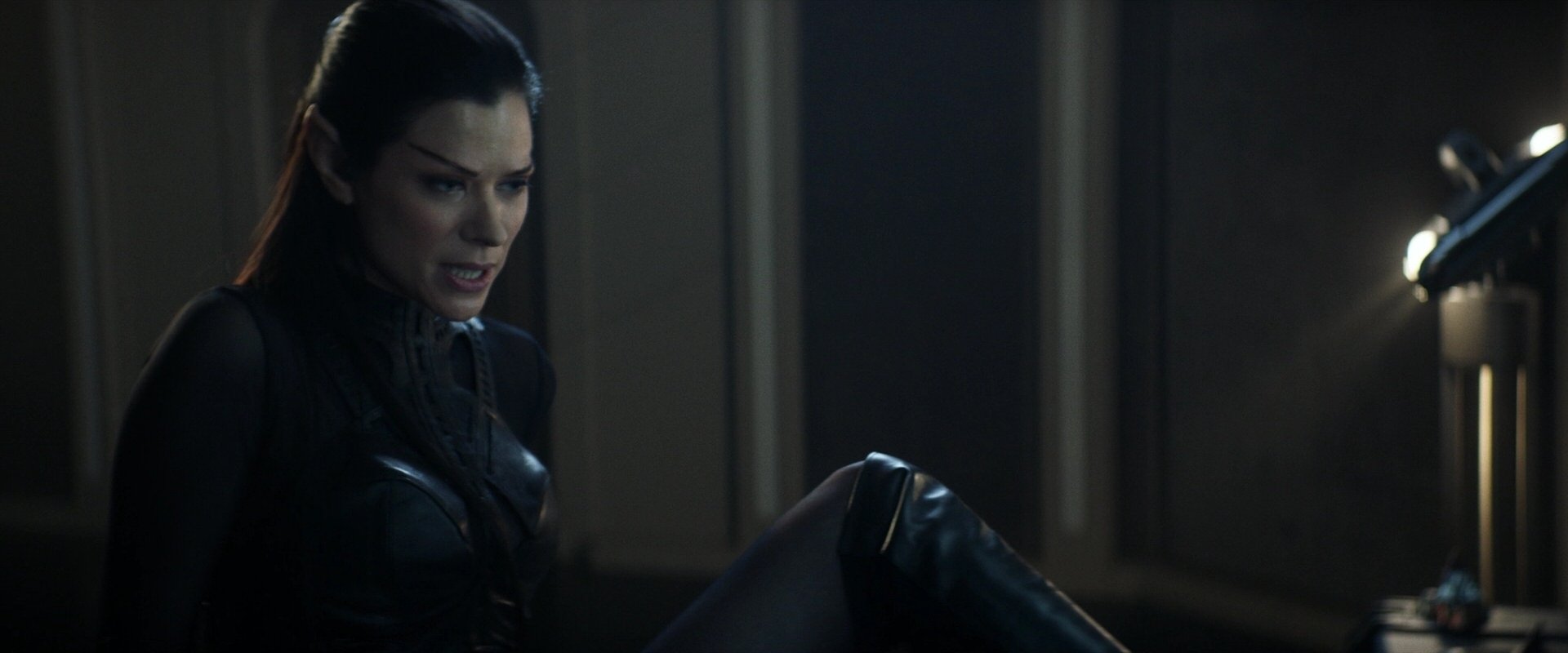 extant_StarTrek_PIC_1x04-AbsoluteCandor_4192.jpg