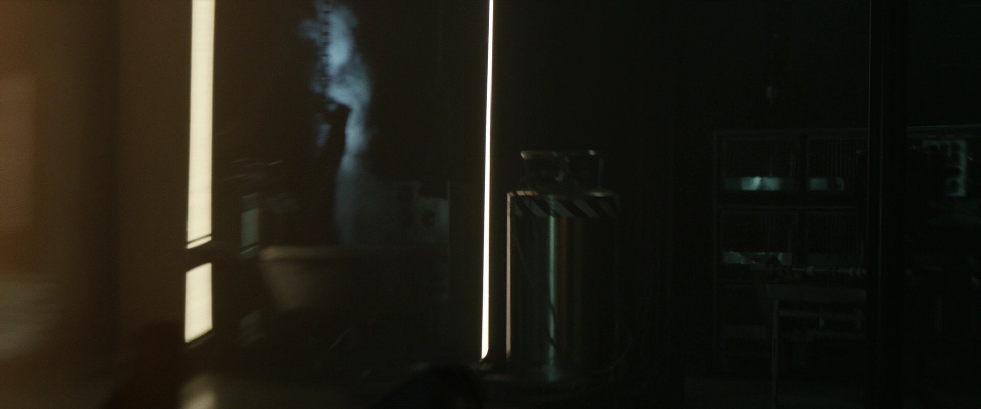 extant_StarTrek_PIC_1x05-StardustCityRag_0206.jpg