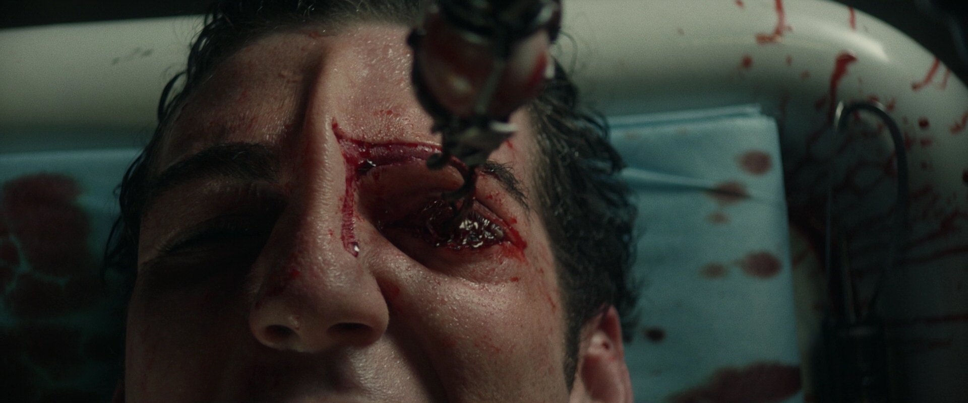 extant_StarTrek_PIC_1x05-StardustCityRag_0251.jpg