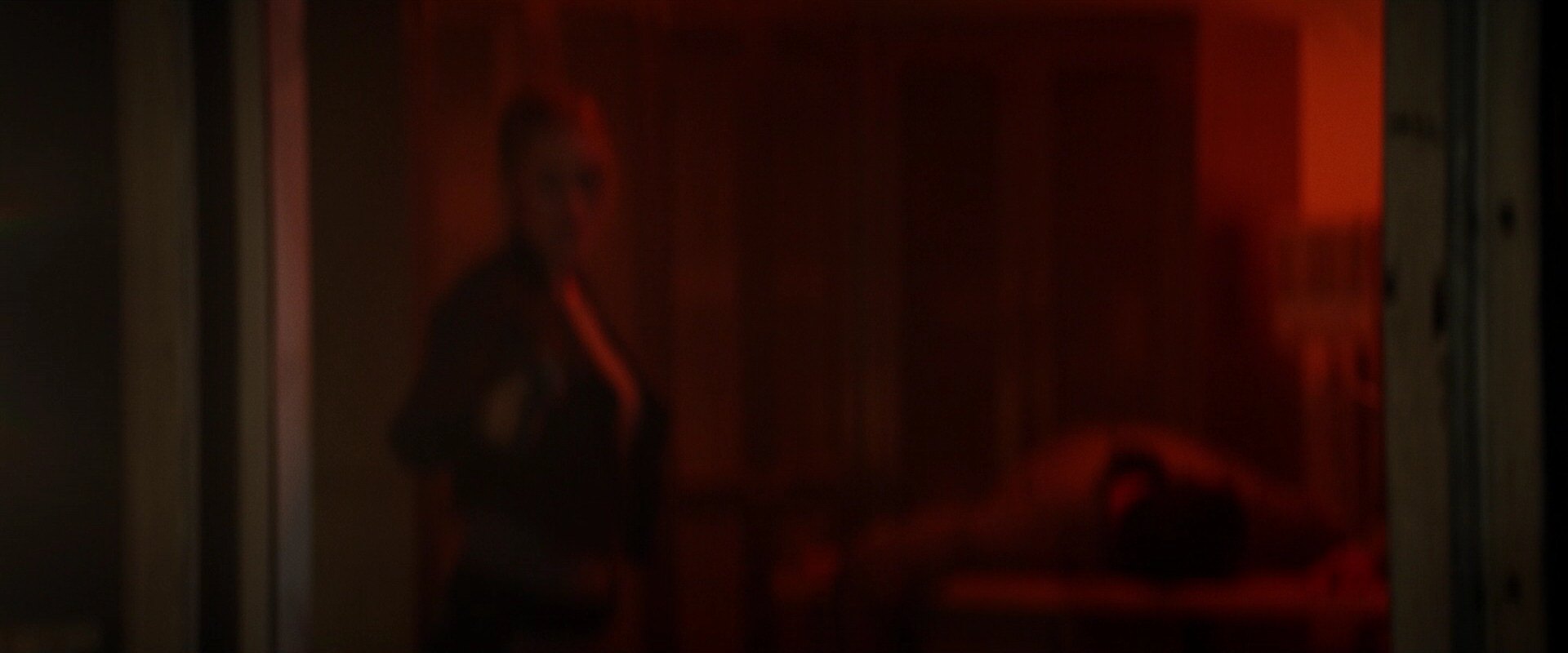 extant_StarTrek_PIC_1x05-StardustCityRag_0301.jpg