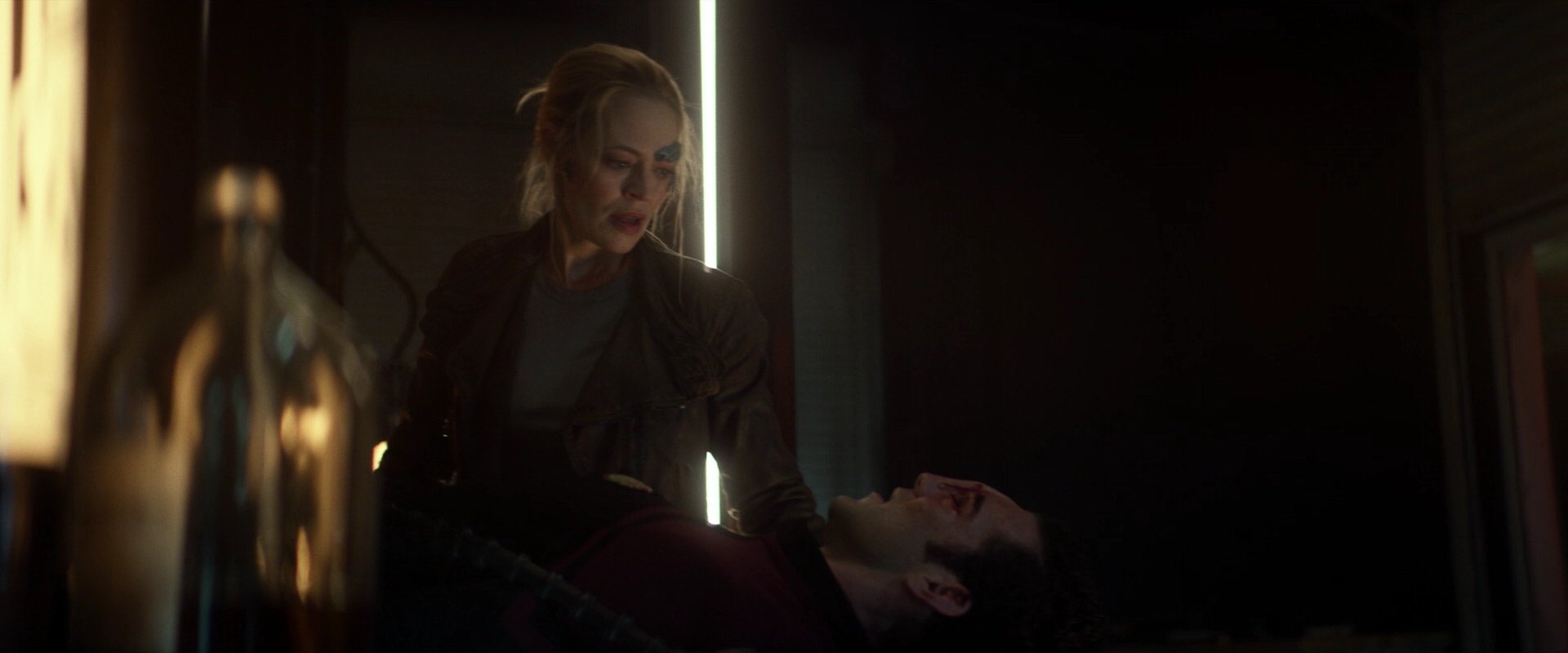 extant_StarTrek_PIC_1x05-StardustCityRag_0311.jpg