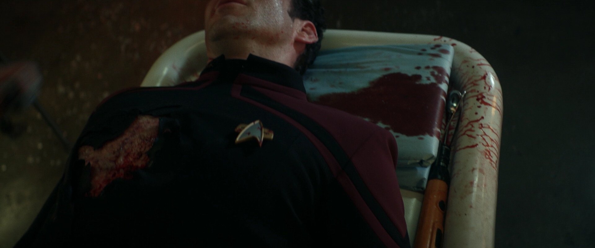 extant_StarTrek_PIC_1x05-StardustCityRag_0325.jpg