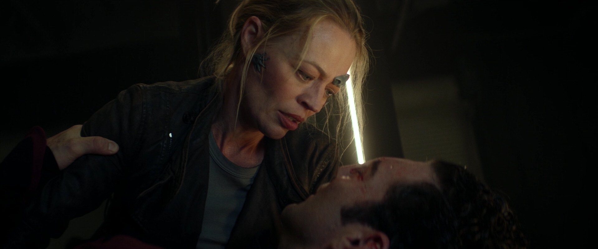 extant_StarTrek_PIC_1x05-StardustCityRag_0333.jpg