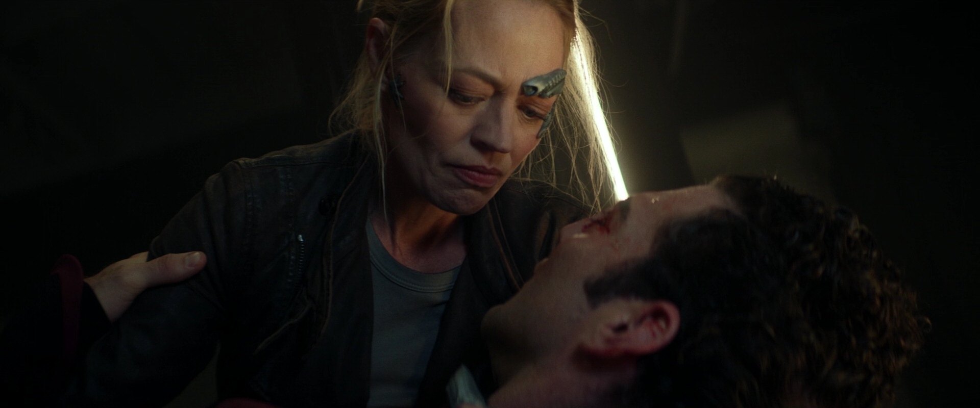 extant_StarTrek_PIC_1x05-StardustCityRag_0341.jpg