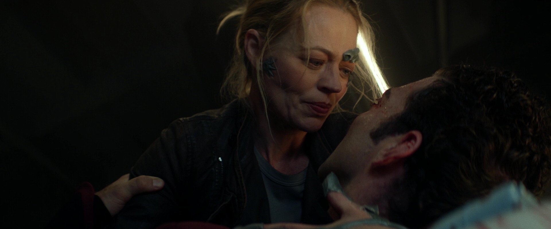 extant_StarTrek_PIC_1x05-StardustCityRag_0366.jpg